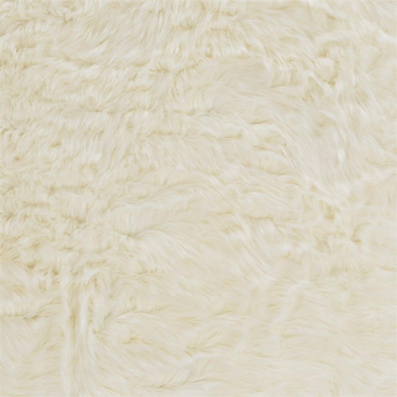 Linon Shep Faux Fur Tufted Acrylic 3'x5' Rug in White