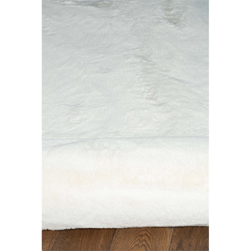 Linon Maven Faux Rabbit Polyester 3'x5' Accent Rug in White