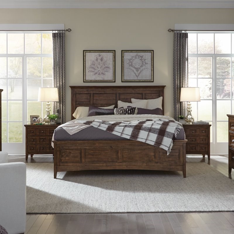 Magnussen Bay Creek Relaxed Traditional Toasted Nutmeg King Panel Bed