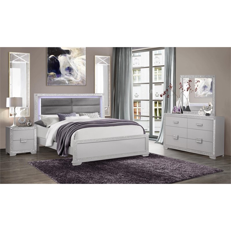 Global Furniture USA Chalice Silver Glitter Accent Dresser