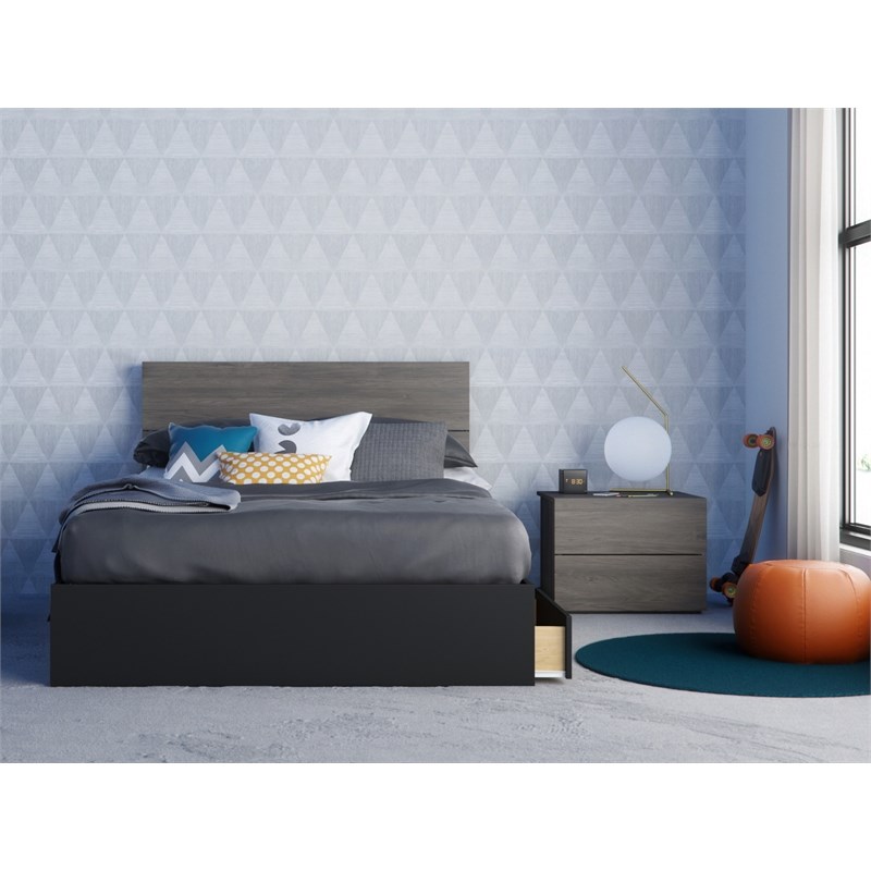 Chinook 3 Piece Full Size Bedroom Set  Bark Grey and Black
