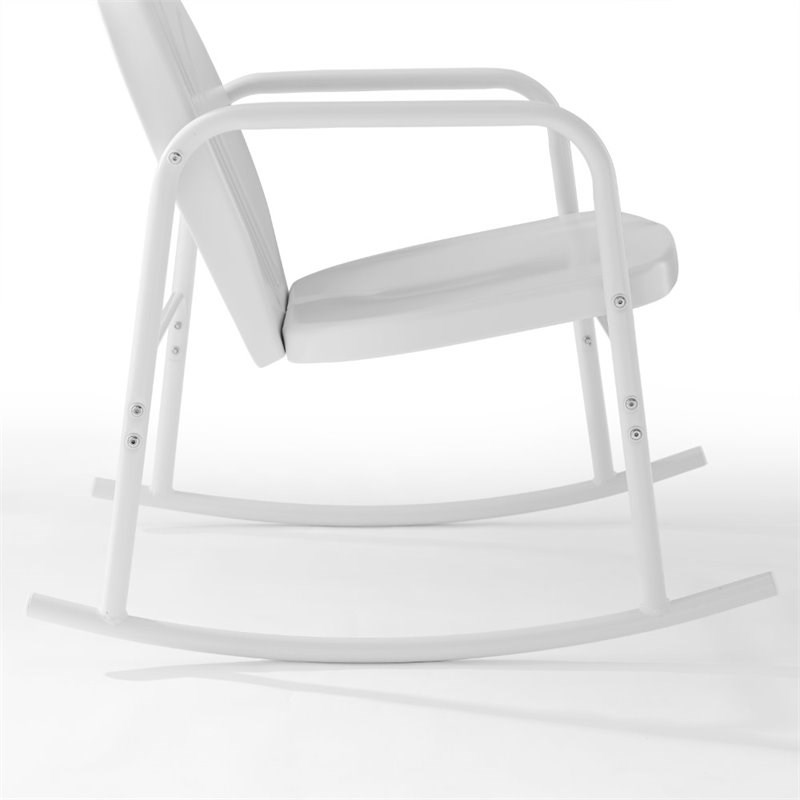 Featured image of post White Rocking Chair Set Outdoor : Are you looking for beautiful and sturdy seating for your outdoor space?