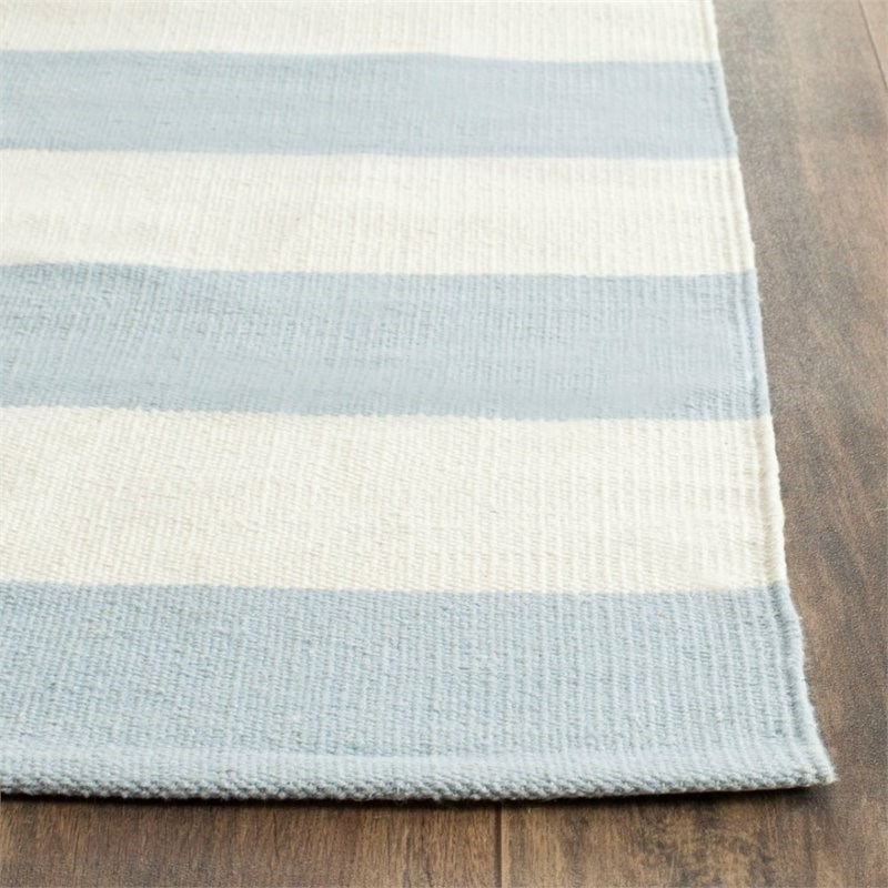 Safavieh Montauk 6' X 9' Hand Woven Cotton Rug in Sky Blue and Ivory