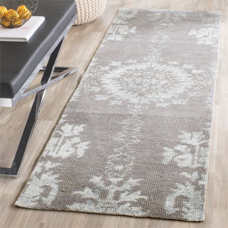 Safavieh Stone Wash 8' X 10' Hand Knotted Rug in Gray