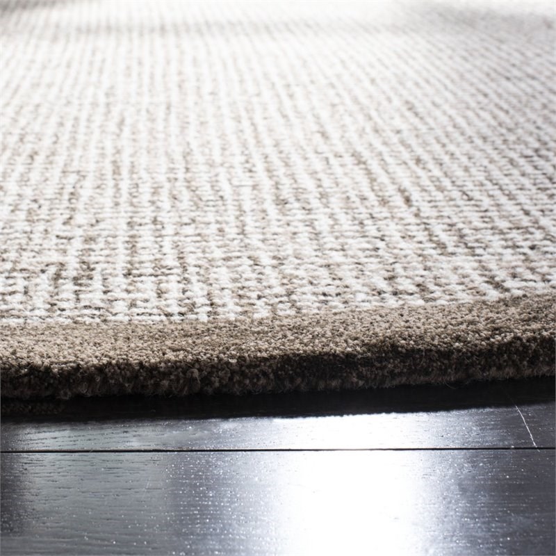 Safavieh Abstract 6' Round Hand Tufted Wool Rug in Brown and Ivory
