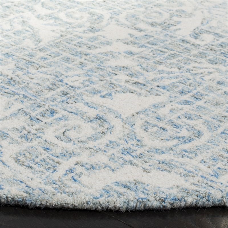 Safavieh Abstract 6' Round Hand Tufted Wool Rug in Light Blue