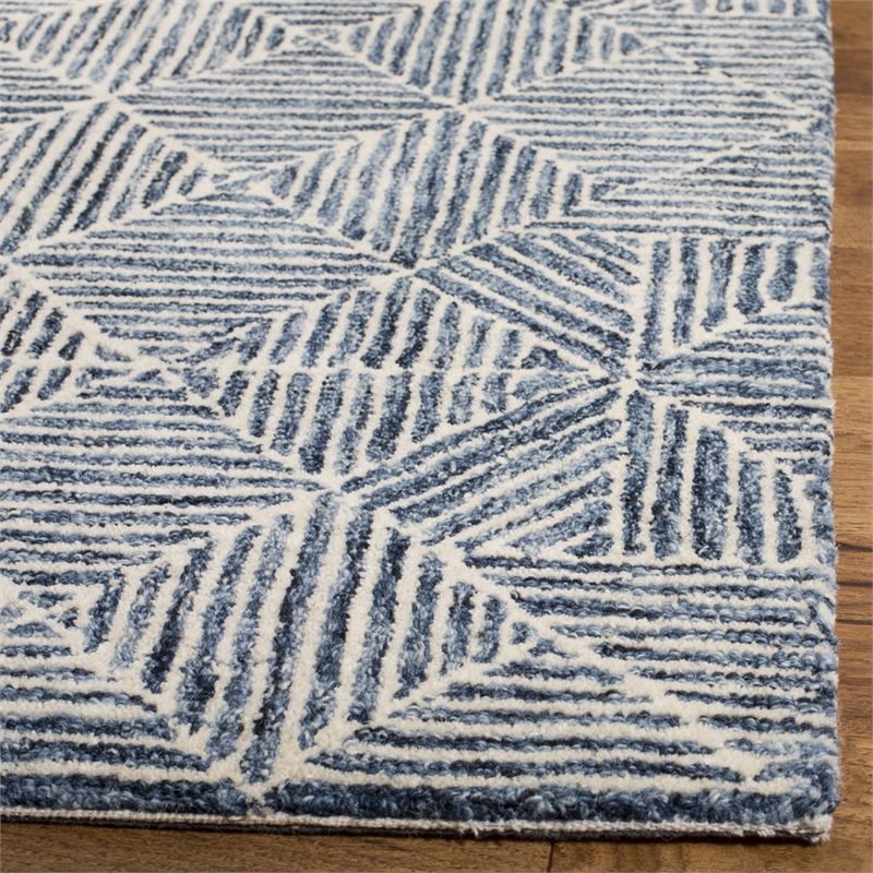 Safavieh Abstract 6' x 9' Hand Tufted Wool Rug in Blue