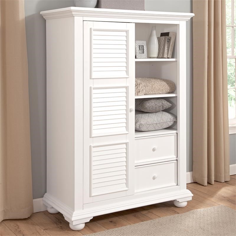 cottage traditions white gentleman's chest 6510181