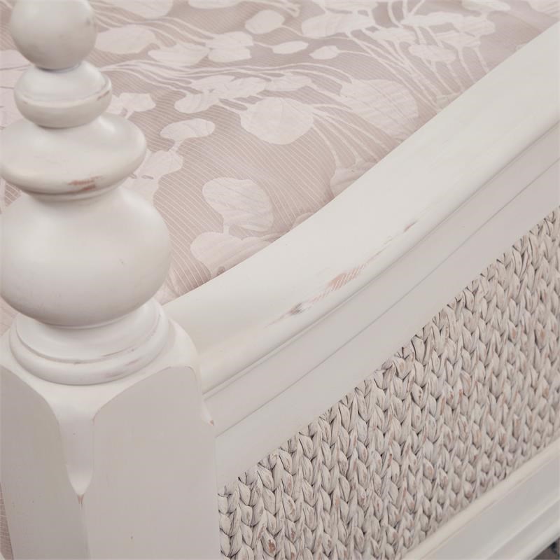 Rodanthe Dove White King Woven Wood Frame Panel Bed