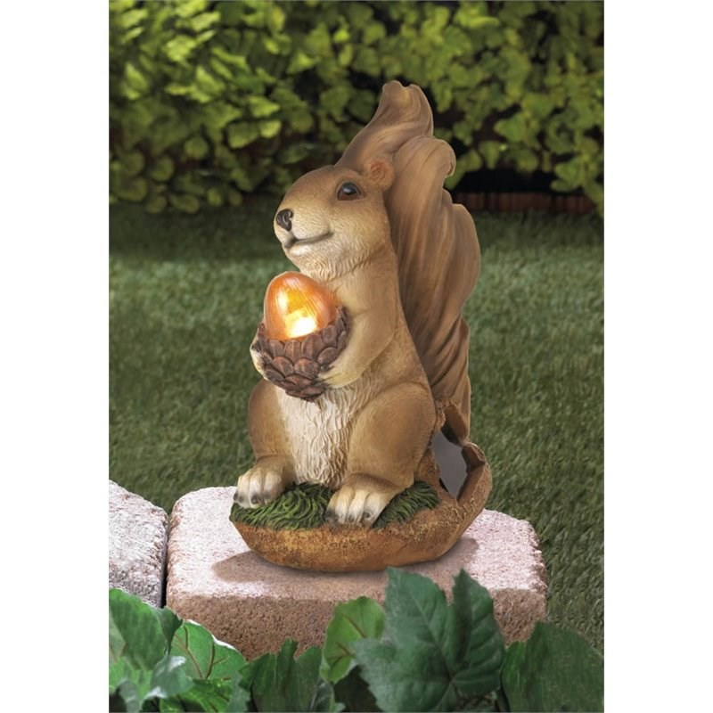 Zingz & Thingz Plastic Squirrel Solar Statue in Brown