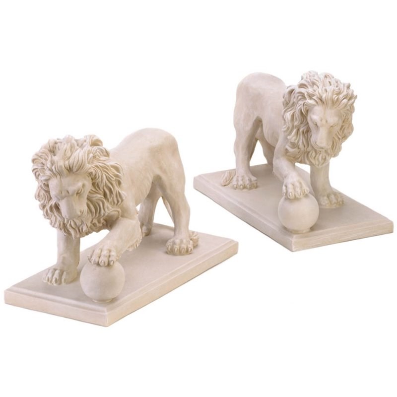 Zingz & Thingz 2 Piece Plastic Regal Lion Statue Set in Ivory