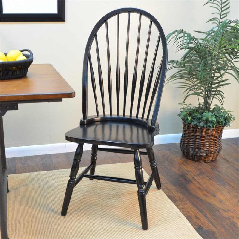 Carolina Classics Winslow Windsor Chair in Antique Black