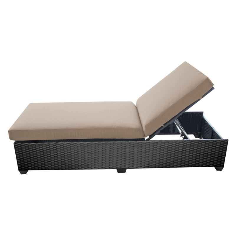Barbados Chaise Outdoor Wicker Patio Furniture in Black