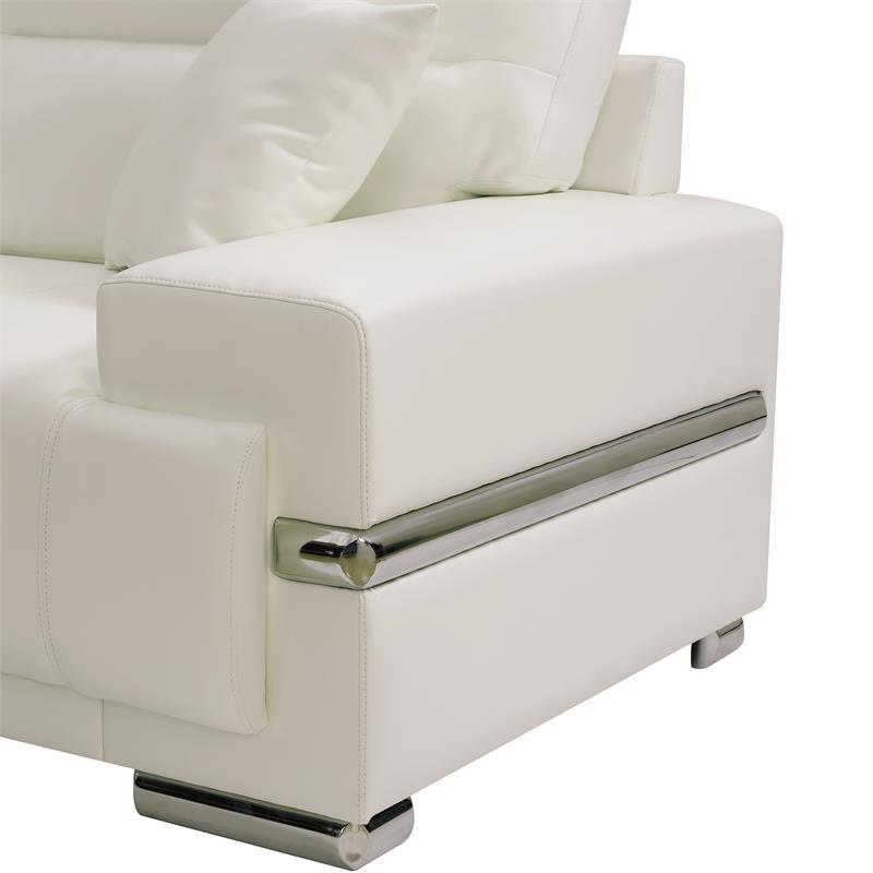 Furniture of America Larcey Contemporary Faux Leather Loveseat in White
