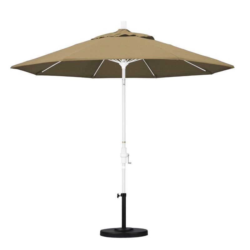 Pemberly Row Skye 9' White Patio Umbrella in Olefin Straw
