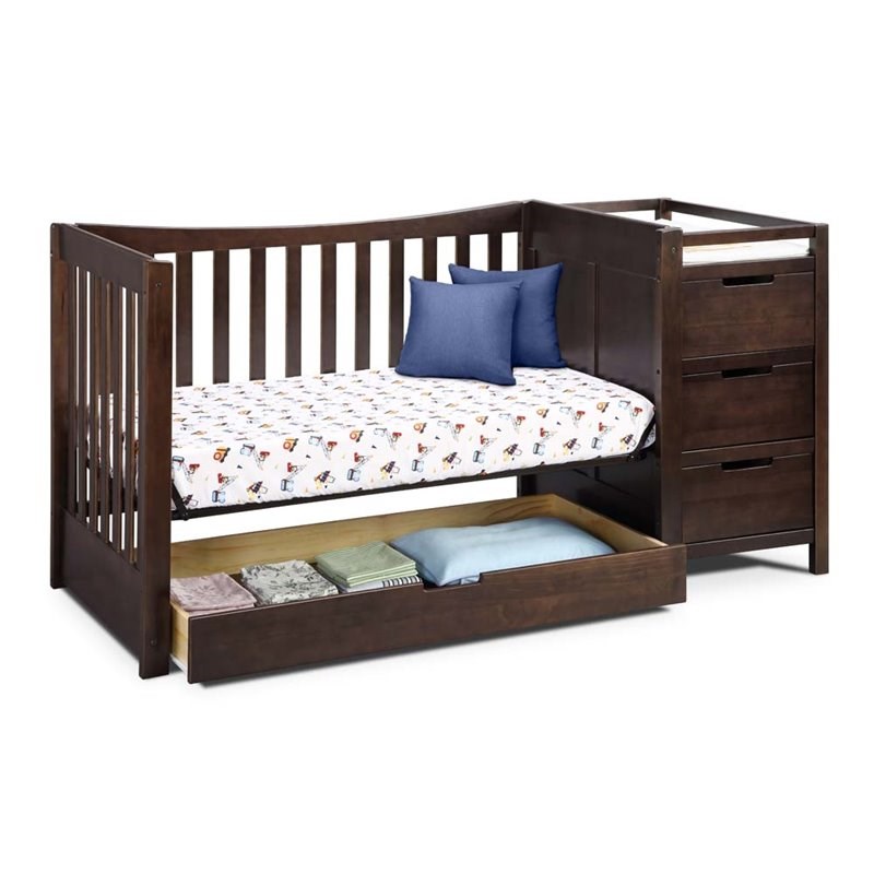 Graco Remi 4in1 Convertible Crib and Changer in Espresso Homesquare