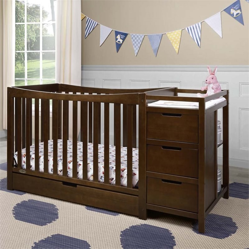 Graco Remi 4in1 Convertible Crib and Changer in Espresso Homesquare
