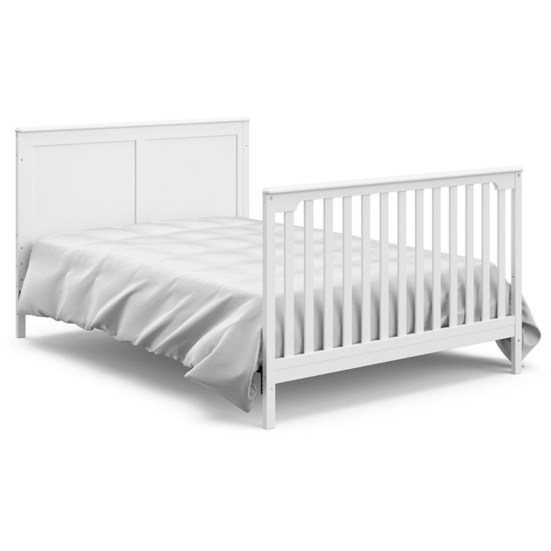 Rosebery Kids Traditional 4 in 1 Wood Convertible Crib in White