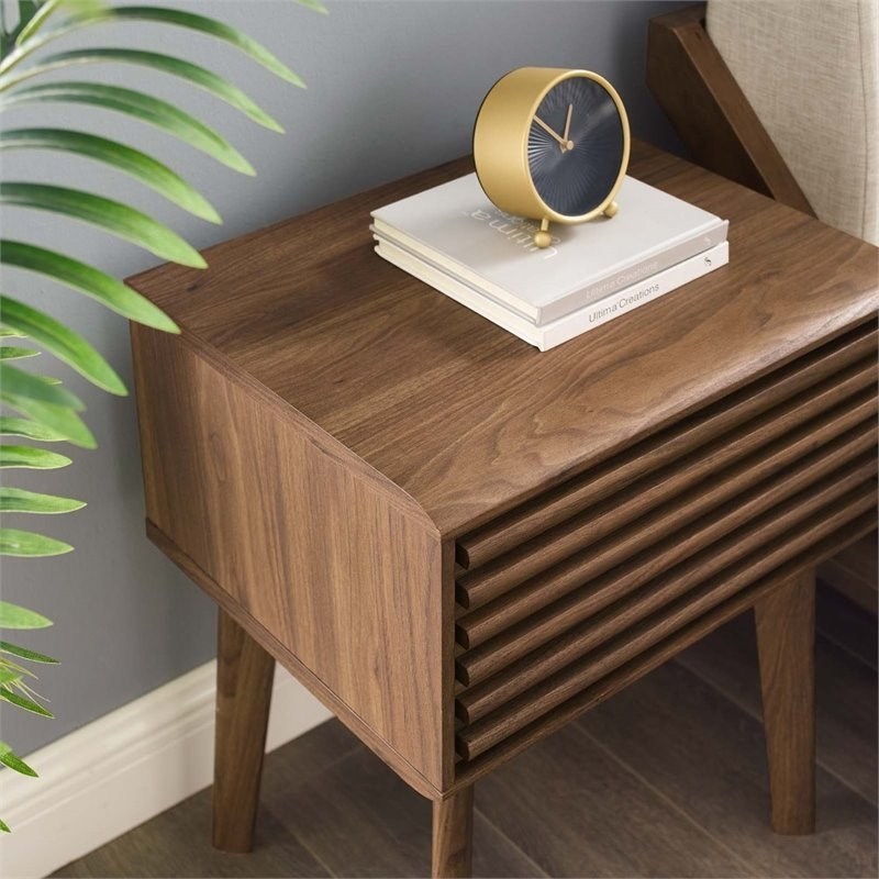 Home Square 2 Piece Mid Century Wood Nightstand Set with Drawer in Walnut
