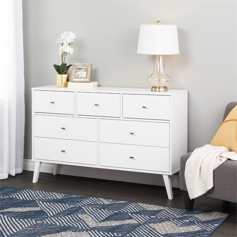 Home Square 4-Piece Set with 2 Modern Nightstands Tall Chest & 7-Drawer Dresser