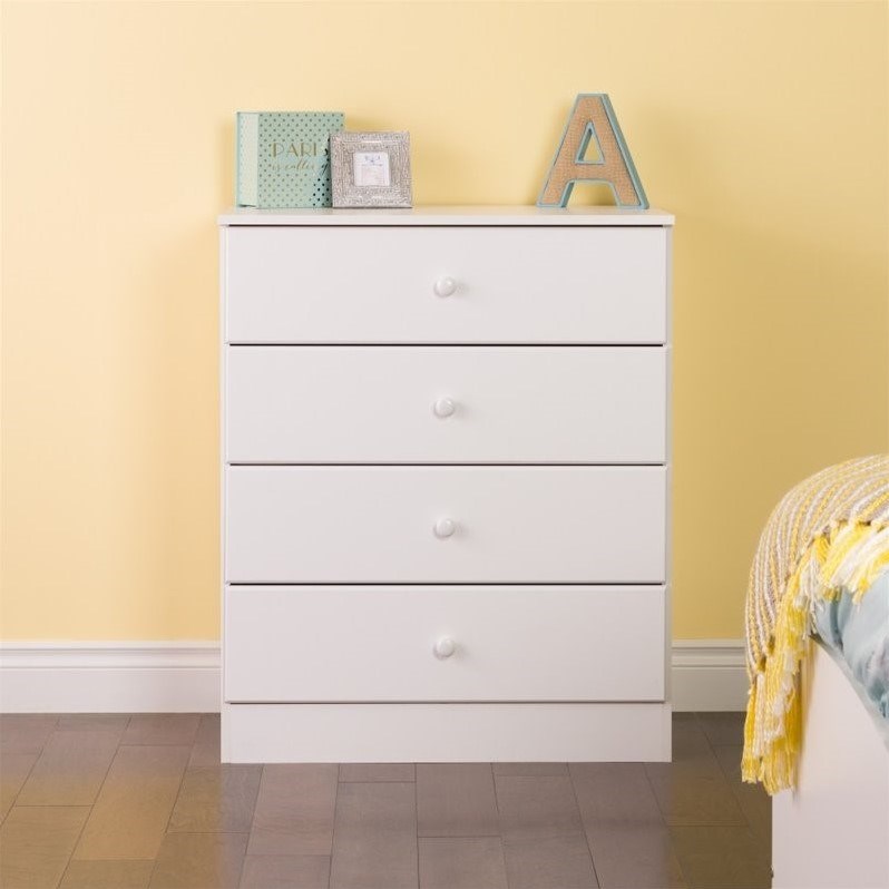 Home Square 4-Piece Set with 2 Nightstands 4-Drawer Chest & Double Dresser