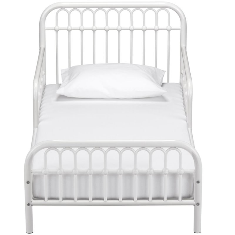 Little Seeds Traditional Monarch Hill Ivy Metal Toddler Bed in White