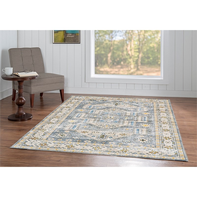 Laysan Home Transitional Washable Polyester 5'x7' Rectangle Rug in Gray / Beige