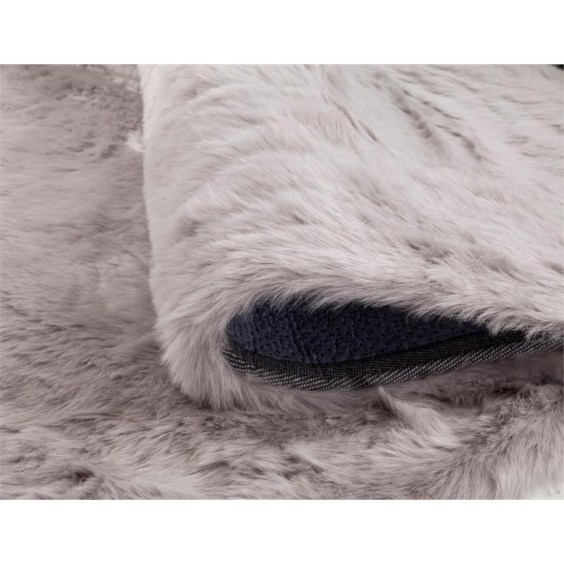 Abacasa Mink  Acrylic and Polyester Silver Faux Fur Area Rug