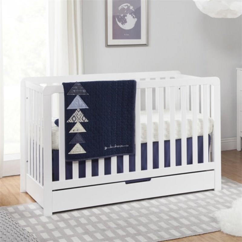 Carter's By DaVinci Colby 4-In-1 Convertible Crib With Trundle Drawer in White