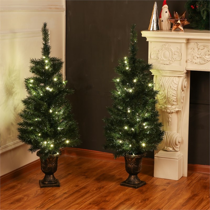 LuxenHome Set of 2 4ft Pre-Lit Porch Artificial Green Trees