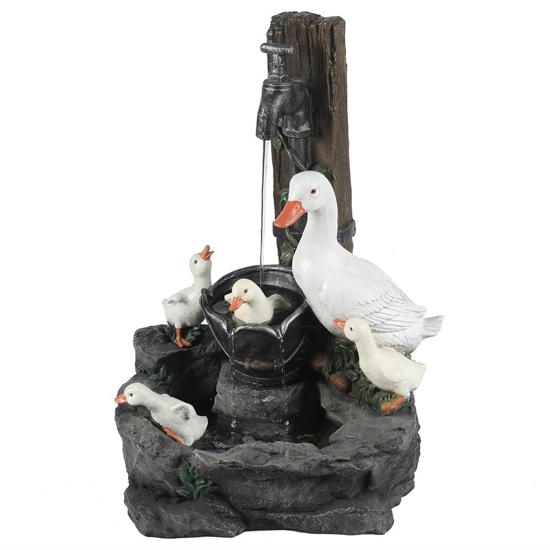 LuxenHome Resin Duck Family Outdoor Patio Fountain