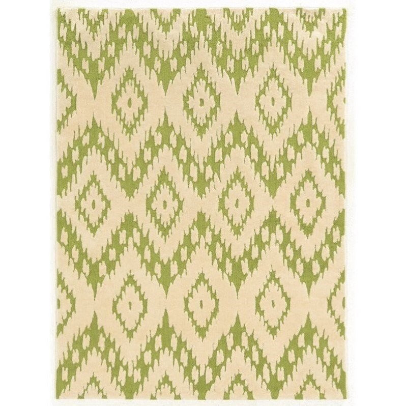 Riverbay Furniture 5' x 7' Hand Tufted Rug in Green and Ivory
