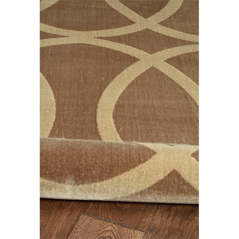 Riverbay Furniture Transitional Polyester 8'x10' Rug in Beige and Sand