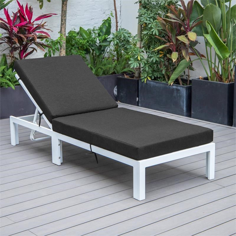 LeisureMod Chelsea Aluminum Outdoor Chaise Lounge Chair With Balck Cushion