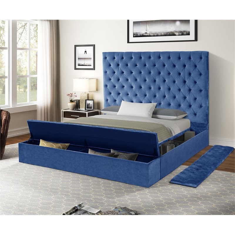 Nora Queen 6 Pc Tufted Storage Bedroom Set made with Wood in Blue