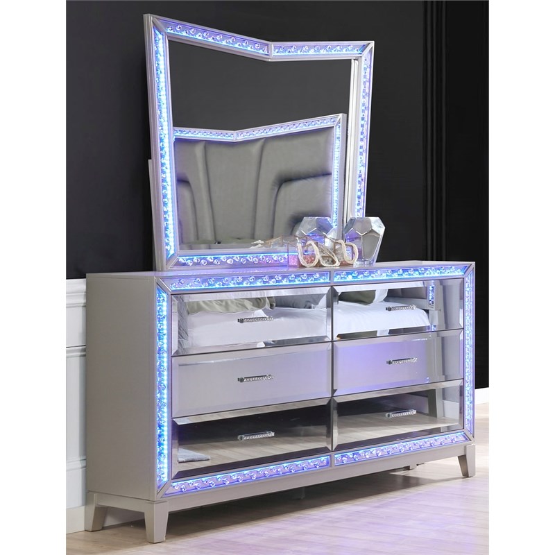 Luxury Mirror Front Queen 4 Pc Storage Bedroom Set in Silver made with MDF Wood