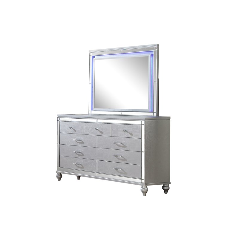 Sterling King 5 PC LED Bedroom set made with wood in Silver Color
