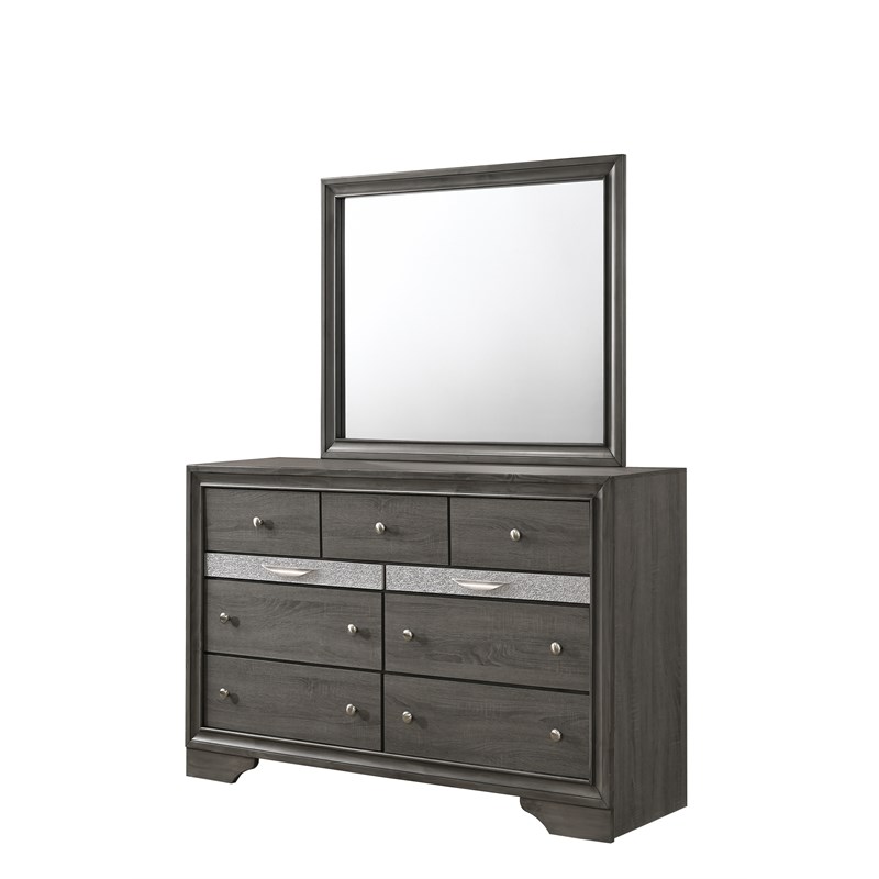 Traditional Matrix King 5-N PC Storage Bedroom Set in Gray made with Wood