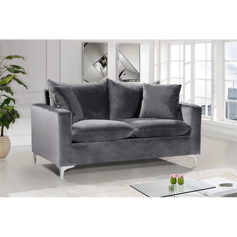 Meridian Furniture Naomi Contemporary Velvet Loveseat in Gray