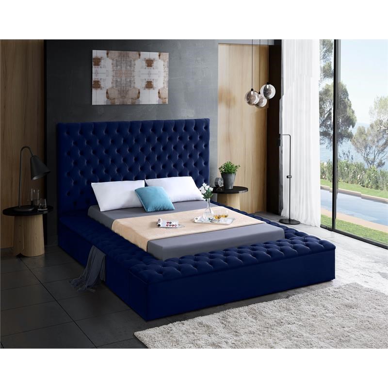 Meridian Furniture Bliss Solid Wood Tufted Velvet Queen Bed in Navy