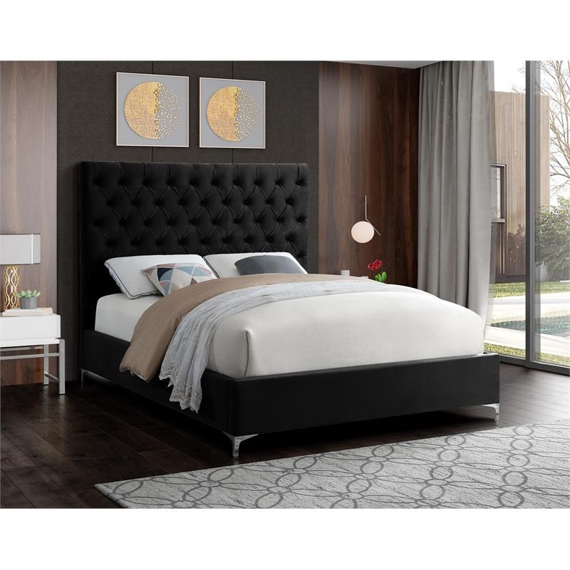 Meridian Furniture Cruz Solid Wood Tufted Velvet Queen Bed in Black