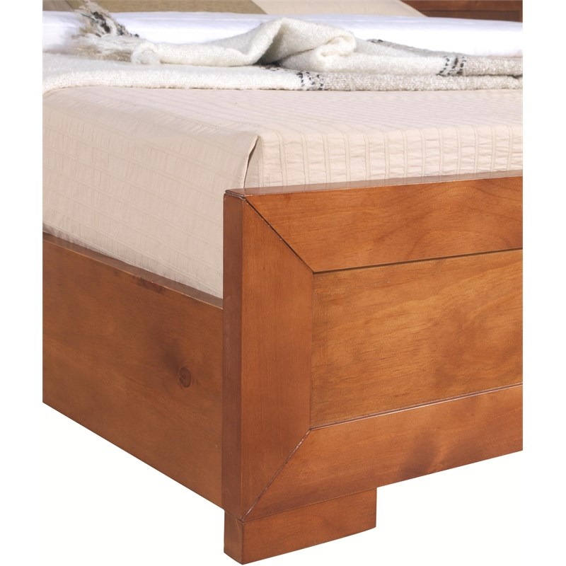 Camden Isle Queen Cherry Finish Trent Wooden Platform Bed with Slat System Homesquare