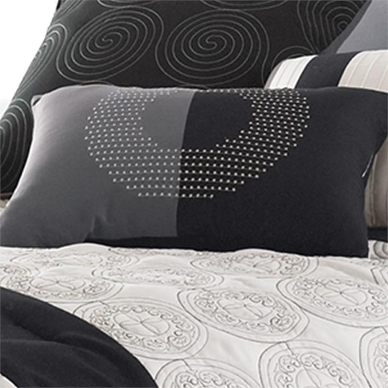 7 Piece Queen Cotton Comforter Set with Geometric Print in Gray and Black