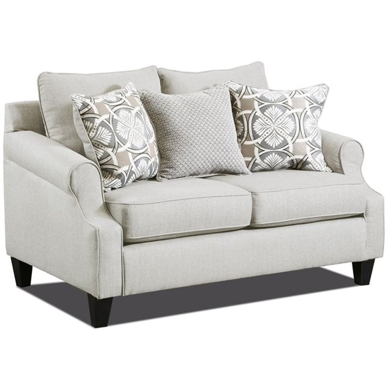 Havenwood Loveseat with Accent Pillows in Cream