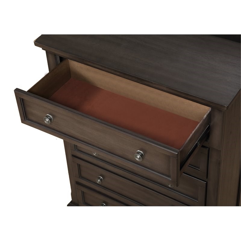 Avalon Furniture Soriah Traditional Rubber Wood & Mindy Veneer Chest in Gray