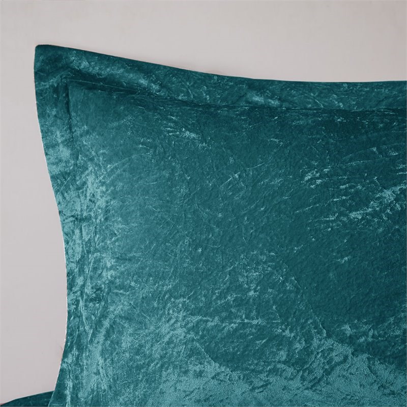 Intelligent Design Felicia Polyester Crushed Comforter Set in Teal Blue