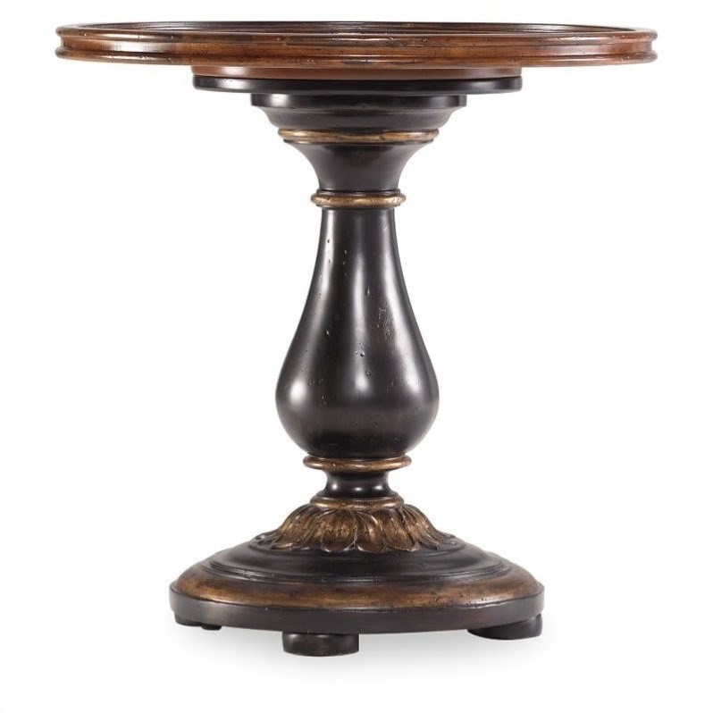 Hooker Furniture Grandover Round Pedestal End Table Homesquare   389517 2 L 