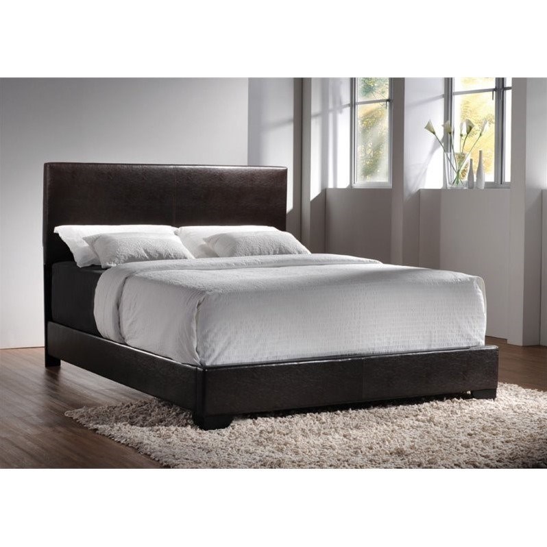 Coaster Conner 3PC Bedroom Set with Modern Panel Bed with Night Stand