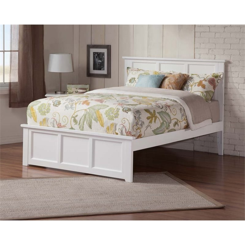 Atlantic Furniture Madison Queen Panel Bed in White