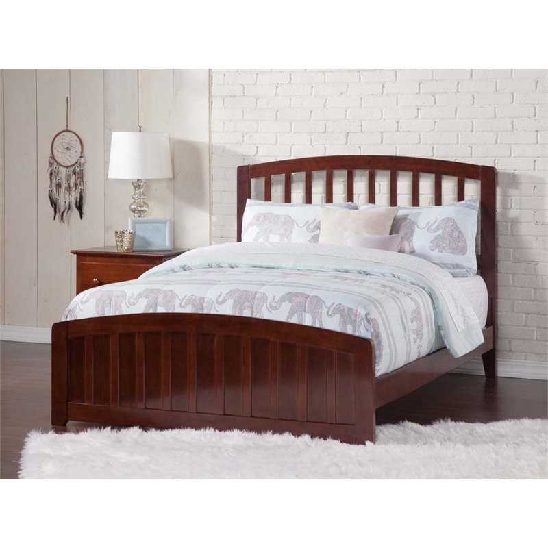 Atlantic Furniture Richmond Full Spindle Bed in Walnut
